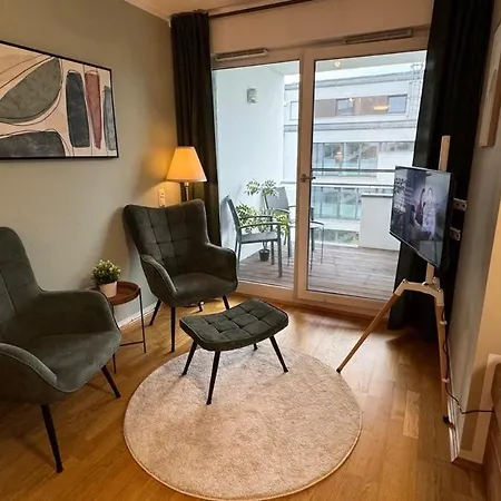 Duha Homes - Stylisches Apartment, Stellplatz, Kueche, Self Check-in