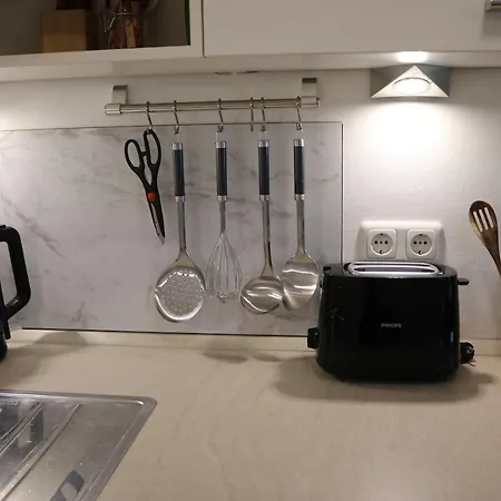 Duha Homes - Stylisches Apartment, Stellplatz, Kueche, Self Check-in Apartment